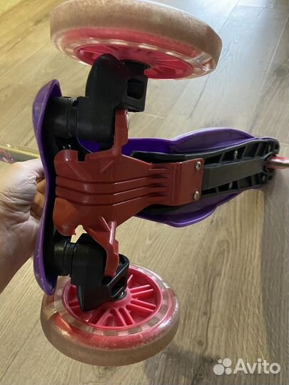 Самокат детский трехколесный