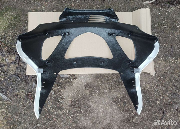 Маска фары, морда, пластик honda deauville 650