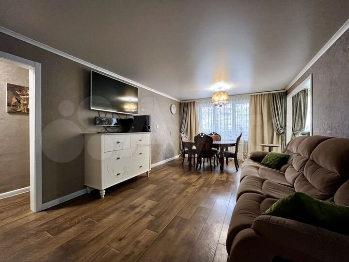 5-к. квартира, 90,3 м², 1/10 эт.