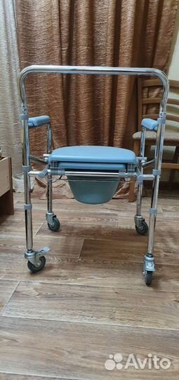 Кресло туалет Стул с санитарным оснащ с колесами