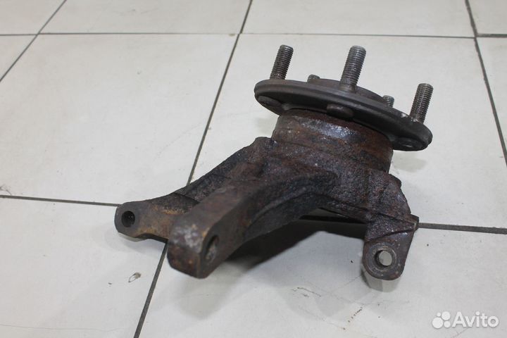 Кулак поворотный передний Mitsubishi Outlander CU