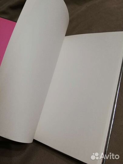 Книга с пустыми страницами