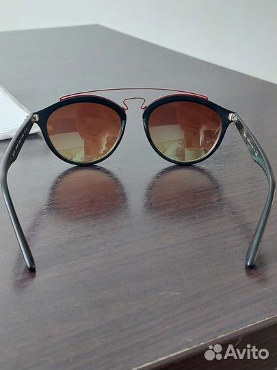 Солнцезащитные очки Ray-Ban унисекс