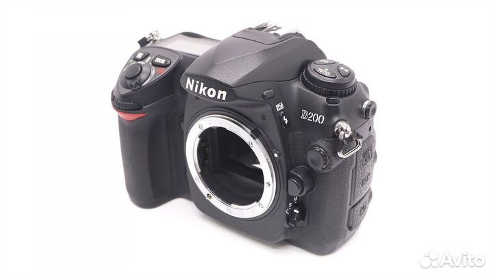 Nikon D200 body (пробег 7085 кадров)