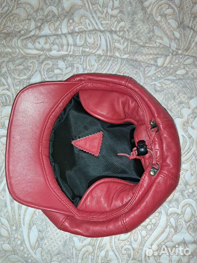 Берет женский кожаный