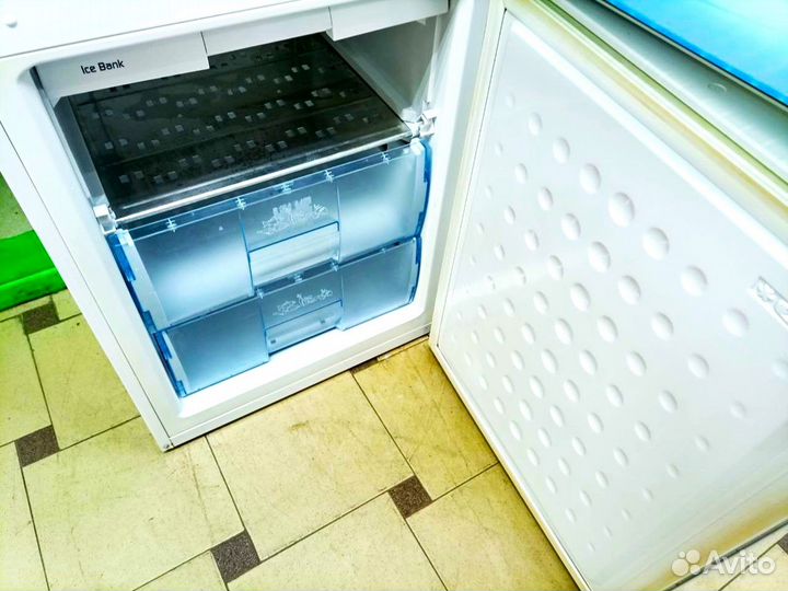 Холодильник узкий бу Beko.Гарантия