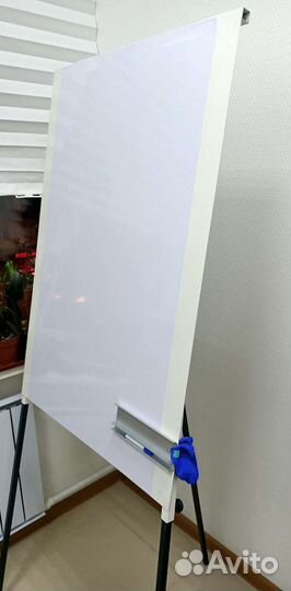 Магнитно маркерная доска