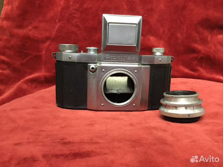 Пленочный зеркальный фотоаппарат