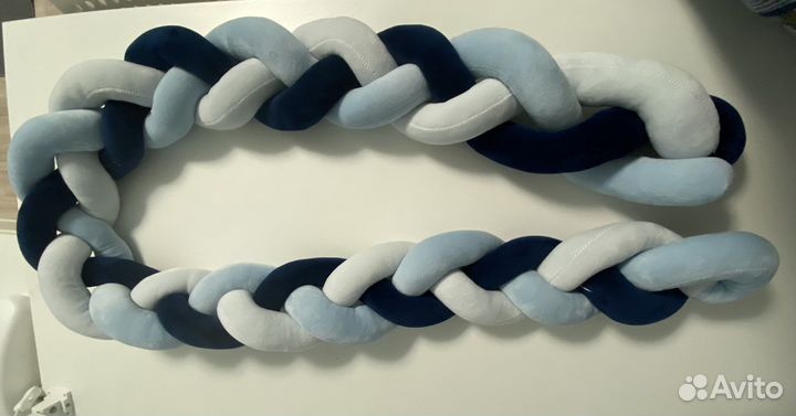 Бортик косичка в кроватку