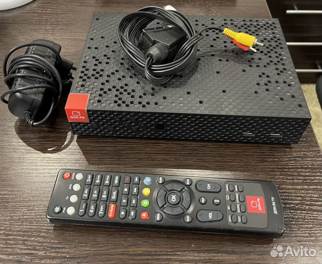 Тв приставка Дом.ру humax HD 9000i