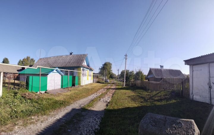 Дом 57 м² на участке 50 сот.