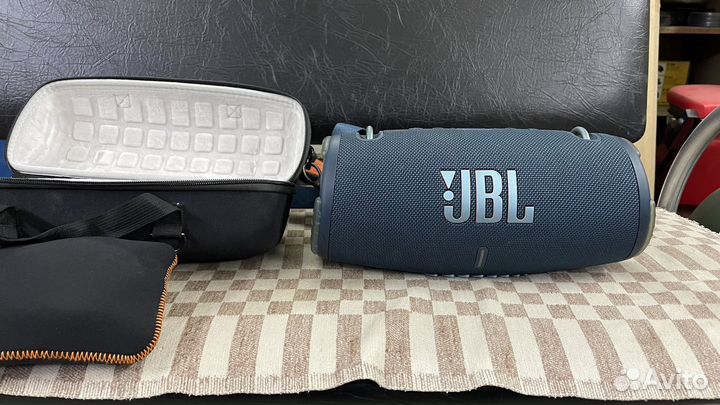 Колонка jbl