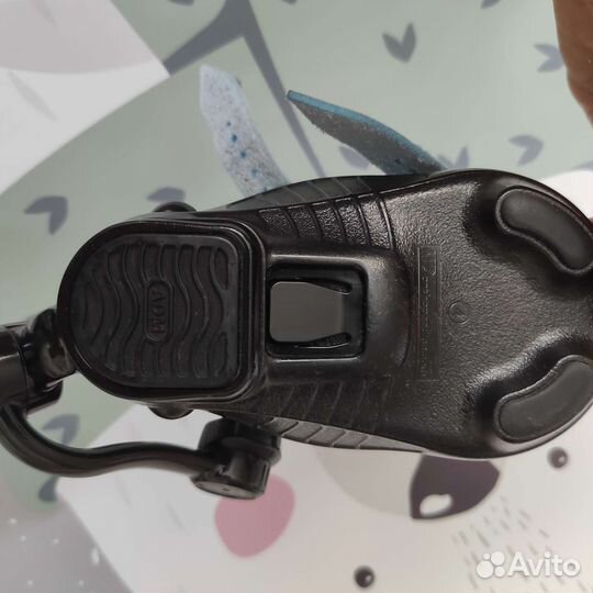 Брейс адм левый