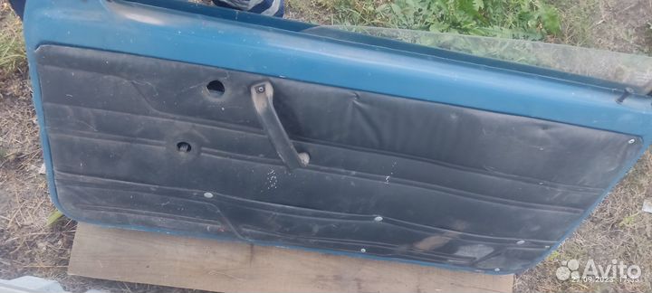 Дверь передняя правая ока