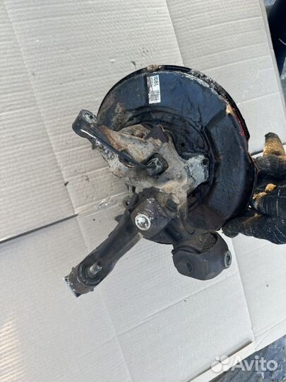 Задний левый поворотный кулак Toyota Camry V40