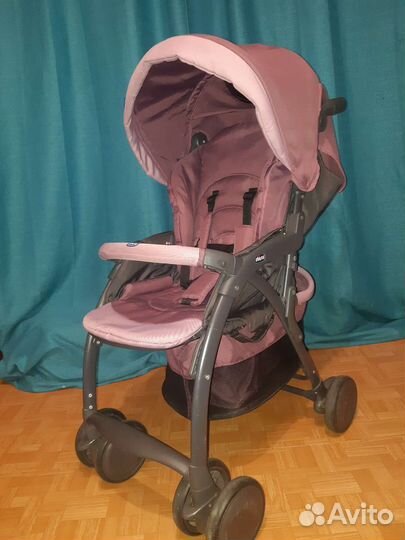 Прогулочная коляска chicco. Вещи на девочку