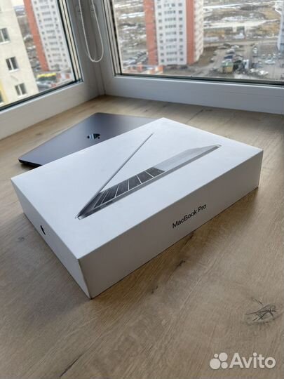 Apple MacBook Pro 13 2018 256gb