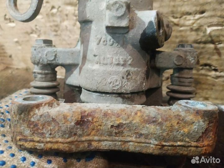 Суппорт тормозной задний левый Peugeot 408