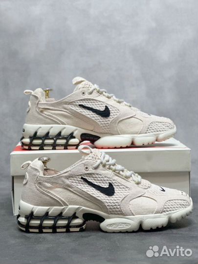 Кроссовки Nike Stussy