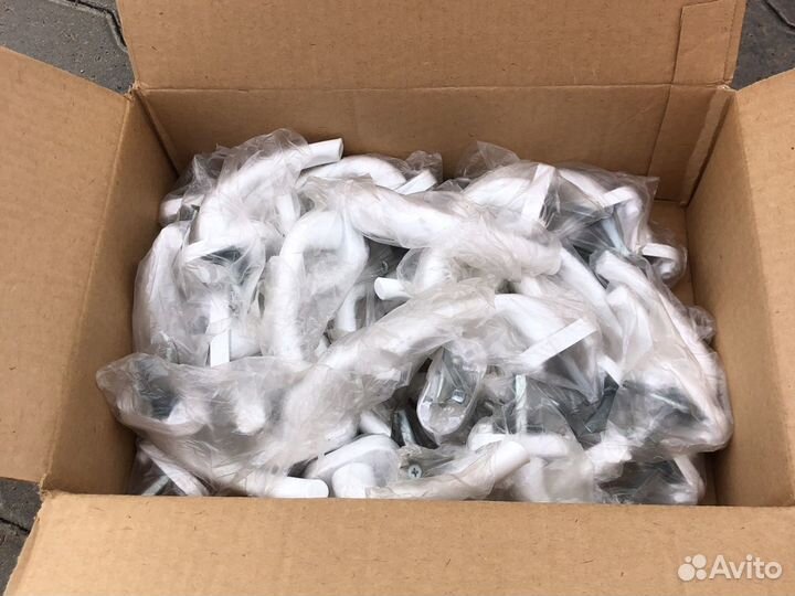 Ручка для пластиковых окон и дверей