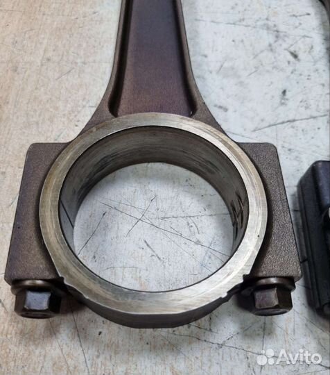 Шатун Jeep 4.7 H.O