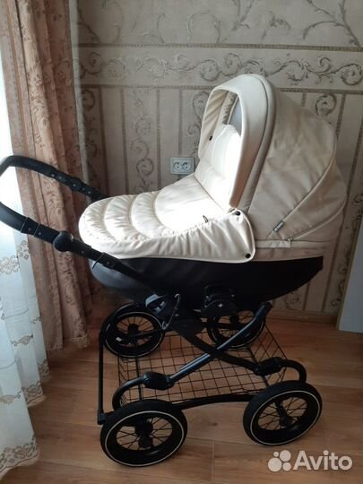 Коляска Tutis Zippy Classic 2 в 1