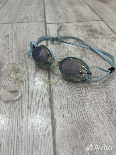 Спортивные очки TYR