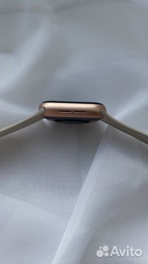 Часы apple watch se 40 mm