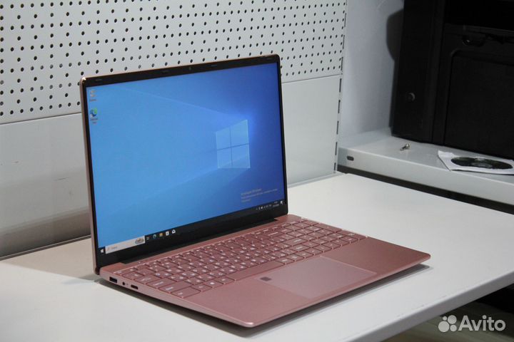 Ноутбук Maynichi