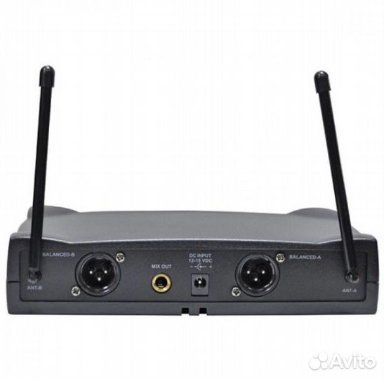 Вокальная радиосистема Arthur forty AF-200