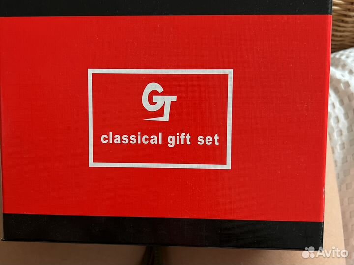 Подарочный набор с трубкой и флягой