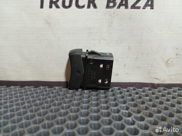 Кнопка адаптивного круиз-контроля Scania 5-series