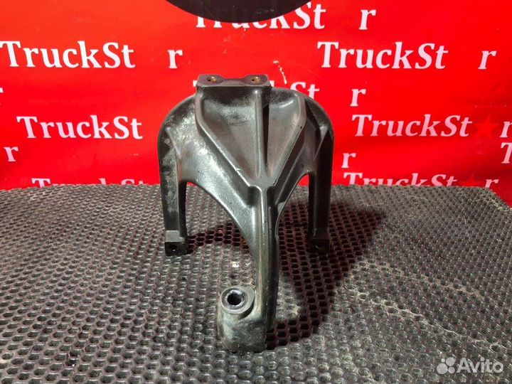 Кронштейн патрубка системы EGR Daf XF106