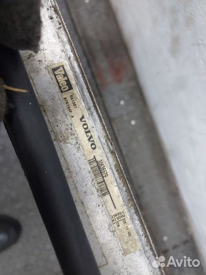 Радиатор охлаждения двигателя Volvo XC90, 2004