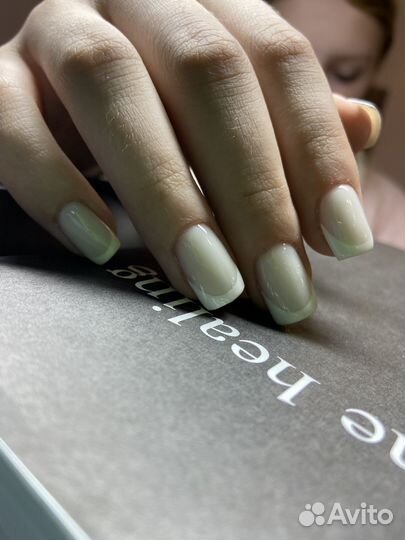 Маникюр педикюр