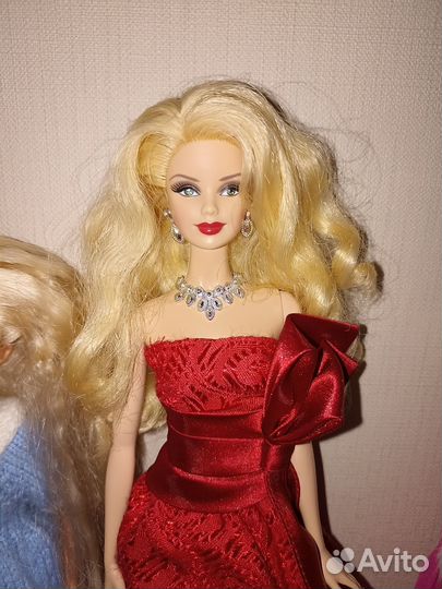 Барби разные