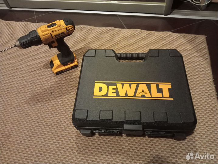 Шуруповерт dewalt
