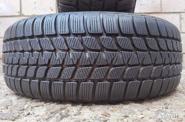 Bridgestone Blizzak LM-25 215/60 R17 96H