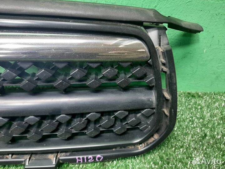 Решетка радиатора Toyota RAV4 A30 2007