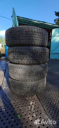 Triangle Snowlink TWT02 215/50 R17 95