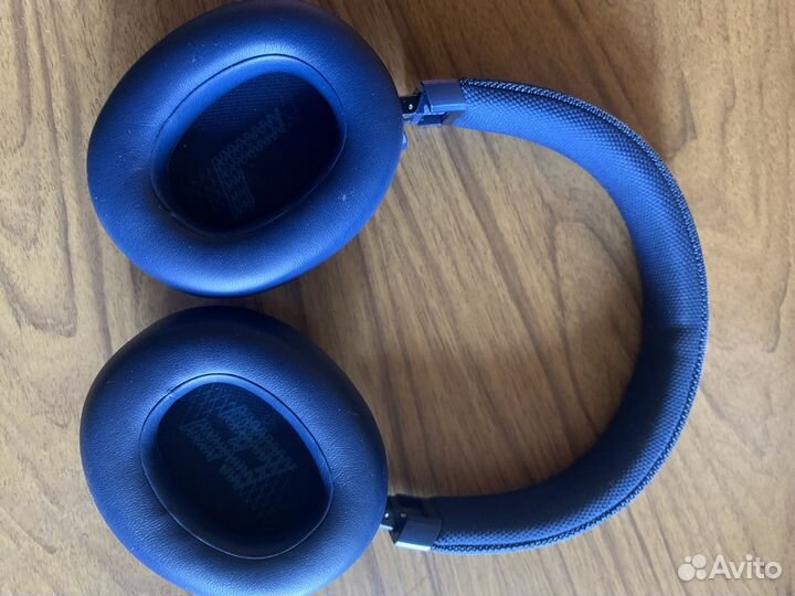 Беспроводные наушники JBL live 660NC синий