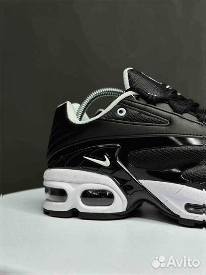 Кроссовки Nike Air Max Tn Plus black and white