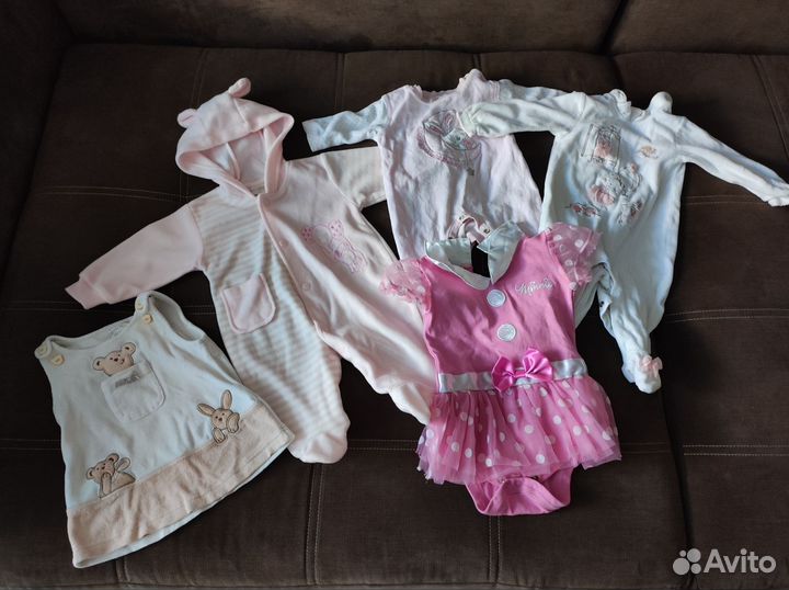 Одежда для новорожденных на девочку пакетом