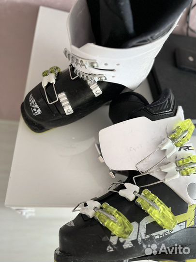 Горнолыжные ботинки fischer 22,5 жесткость 50