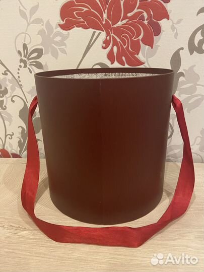 Шляпная коробка без крышки