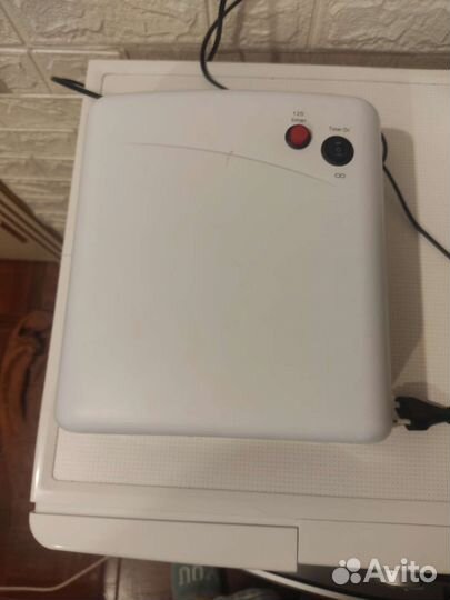 Лампа для ногтей бу