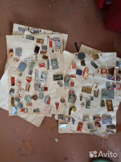 Коллекция значков СССР