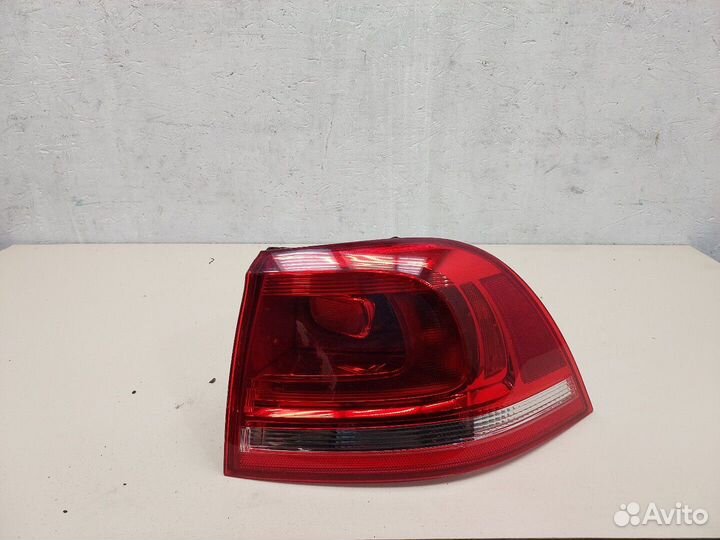 Фонарь (задний) Volkswagen Touareg, 2011