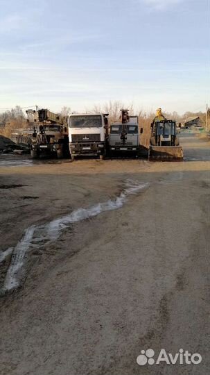 Автокран, Самосвал