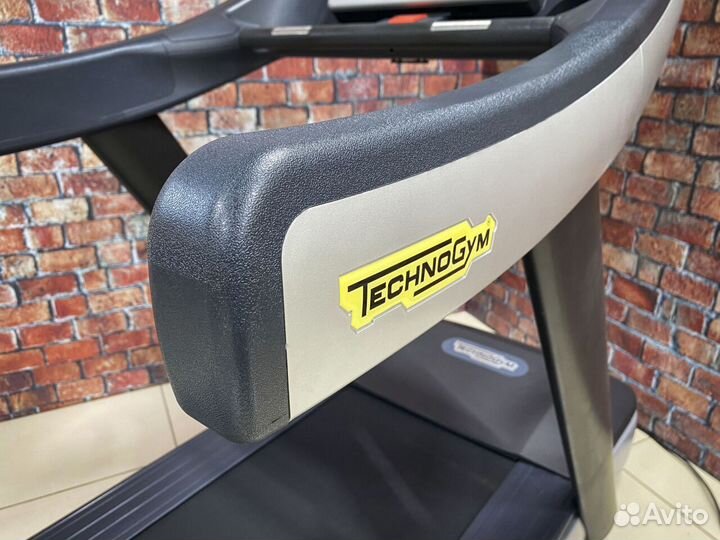 Беговая дорожка Technogym Run Now LED